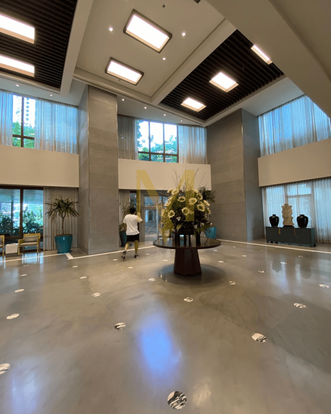 Studio Unit, Proscenium Tower, Rockwell Center - Image 10